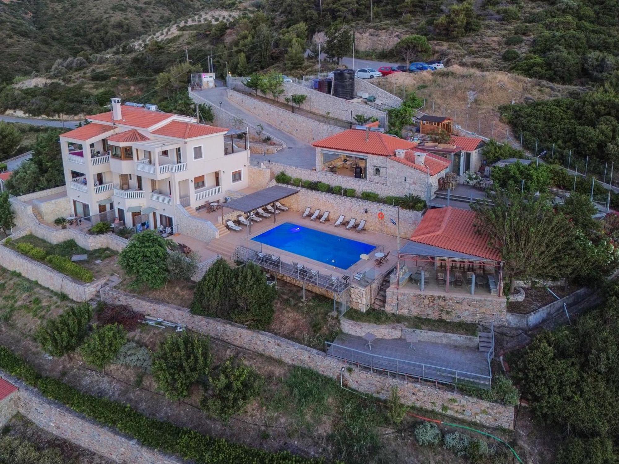 Villa Pasifai Mourteri Eksteriør billede